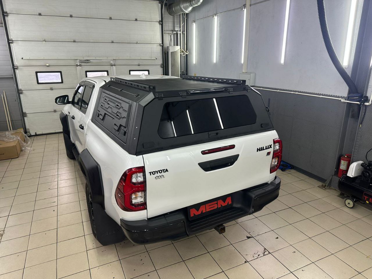 5312462787093591001 (1) Kунг экспедиционный 2 стекла Toyota Hilux 5312462787093591001 1 - МБМ МИР БОЛЬШИХ МАШИН MBMTECH