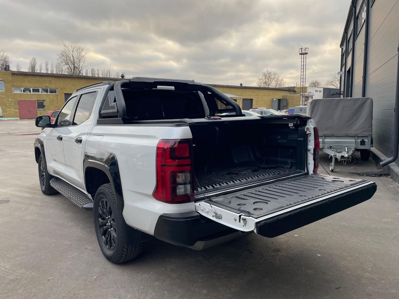 Mitsubishi L200 5247238997128452112 - МБМ МИР БОЛЬШИХ МАШИН MBMTECH